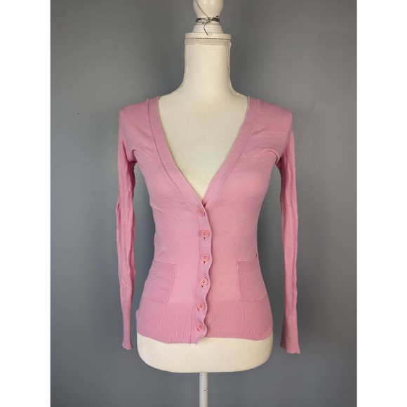 Pink cardigan with buttons - Picture 1 of 7